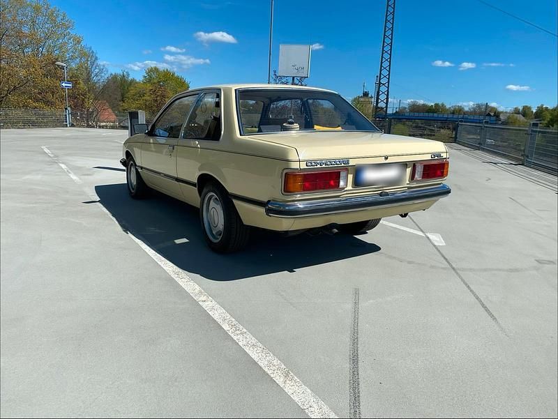 Occasion Opel Commodore S 115 ch (84 kW) 1980 Beige Break