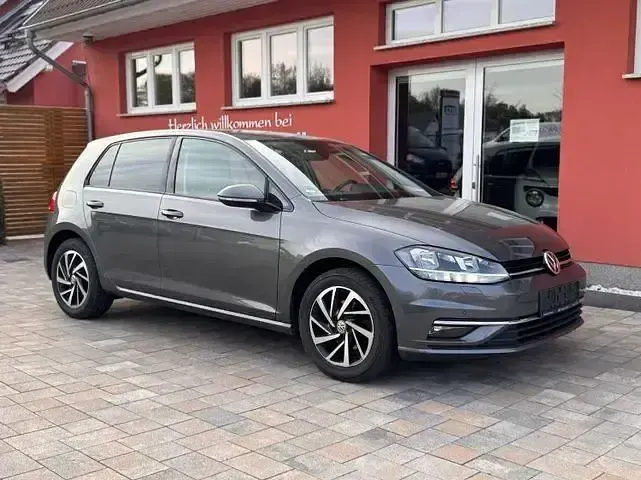 Gebraucht VW Golf VII Join 116 PS (85 kW) 2019 Indiumgrau Limousine
