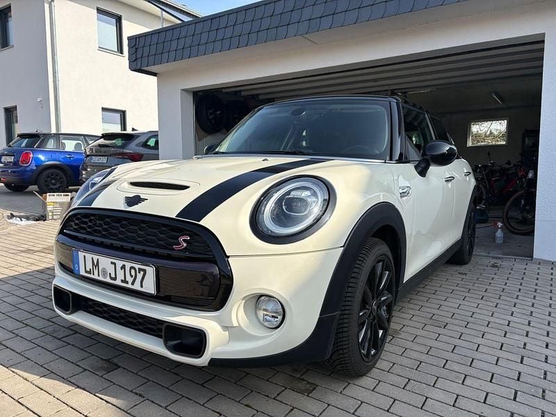 Usata Mini Cooper S 192 CV (141 kW) 2018 Beige Utilitaria