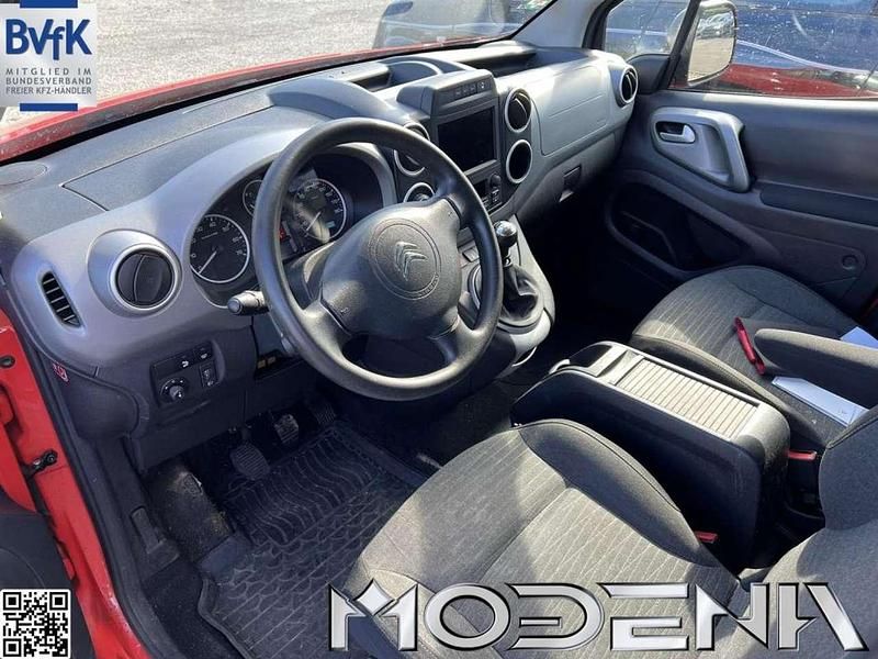 Gebraucht Citroën Berlingo XTR 120 PS (88 kW) 2017 Rot feuerrot sonderlack Van / Kleinbus