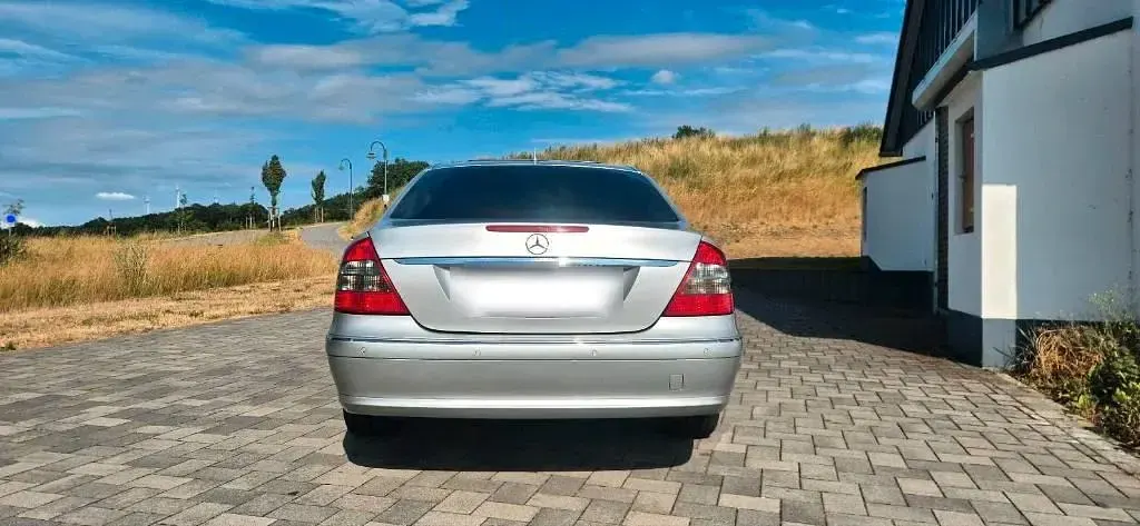 Gebraucht Mercedes E280 Elegance 190 PS (139 kW) 2007 Silber Limousine