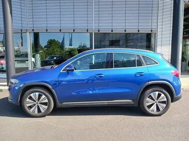 Gebraucht Mercedes EQA300 Progressive 167 kW (228 PS) 2024 Lack spektralblau SUV
