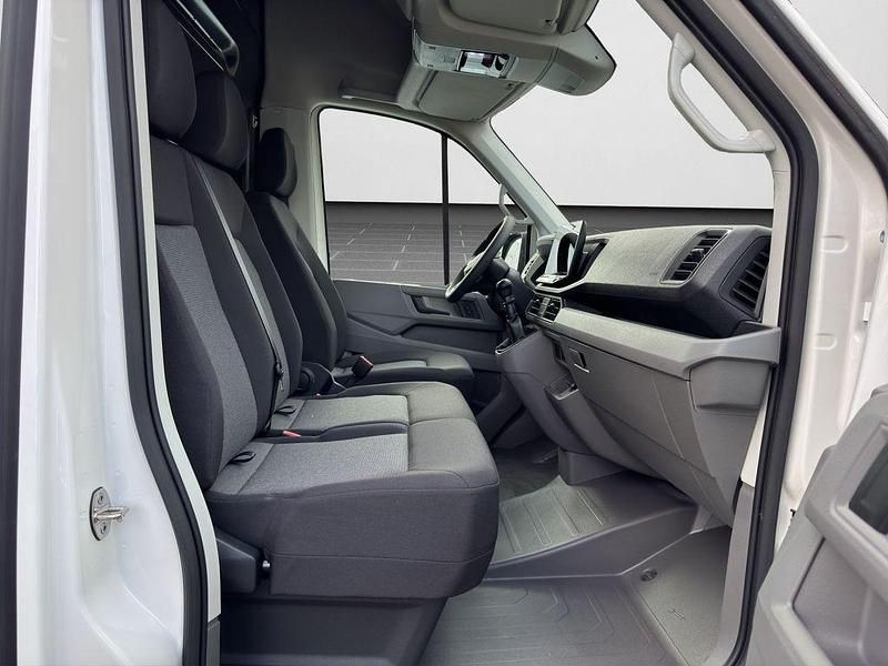 Neu VW Crafter 140 PS (102 kW) 2026 Candyweiß Van