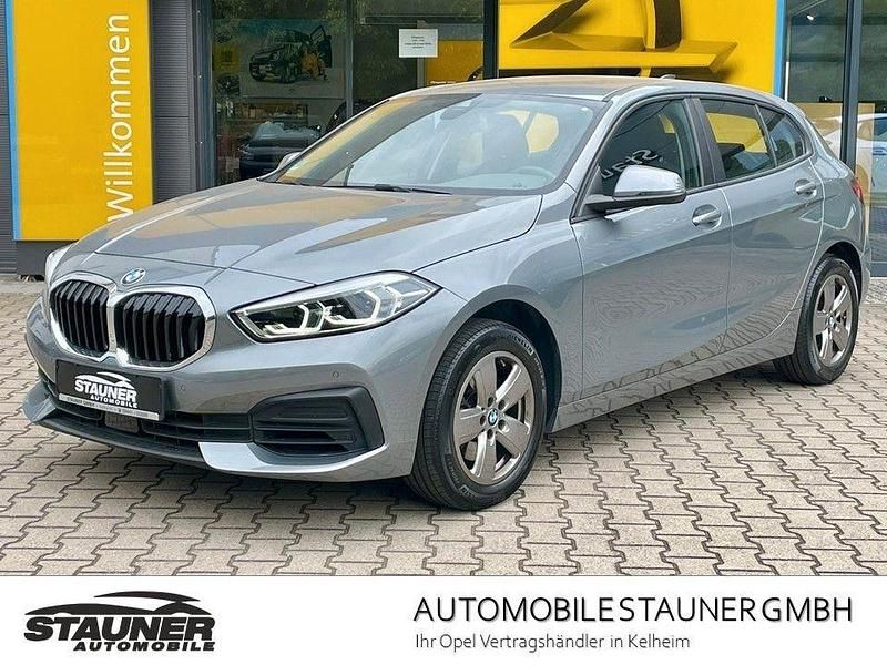 Grau Gebraucht 2024 BMW 116 Advantage Kleinwagen | 20.980 € (Guter Preis) - Bild 1/4