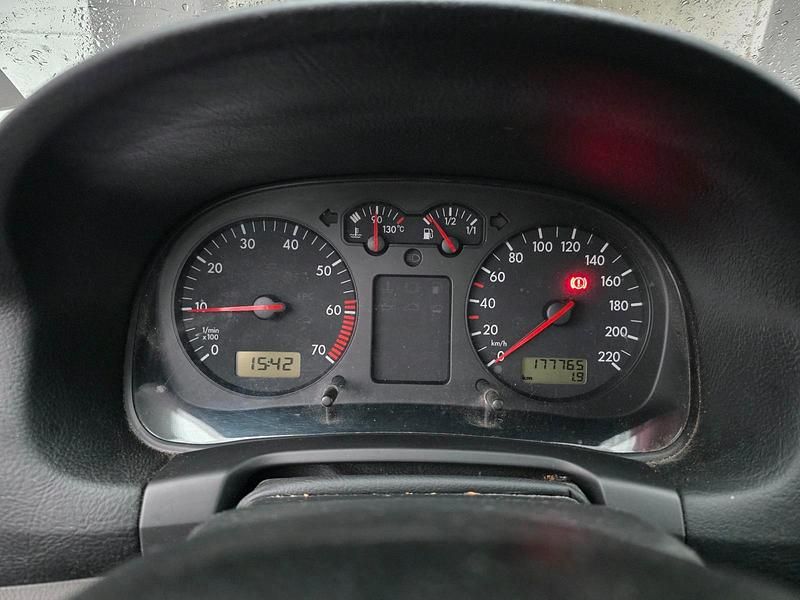 Gebraucht VW Golf IV 75 PS (55 kW) 1999 Silber Kleinwagen