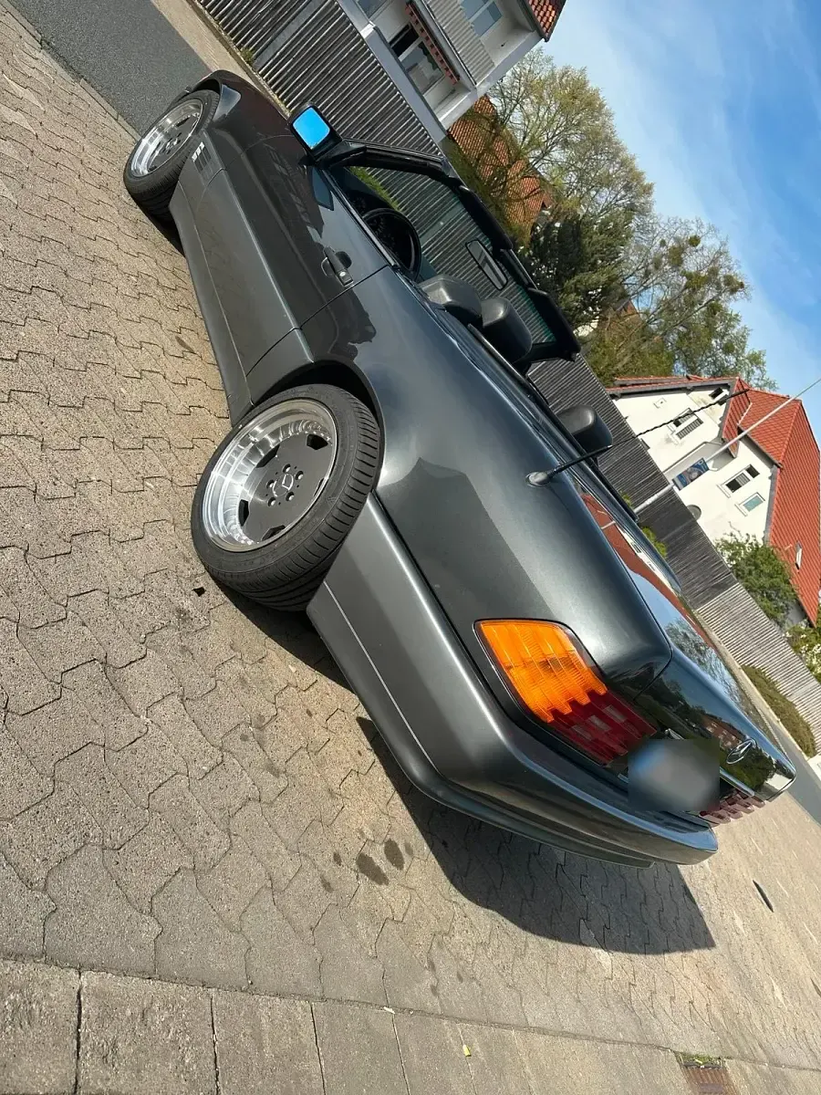 Gebraucht Mercedes SL500 326 PS (239 kW) 1990 Schwarz Cabrio
