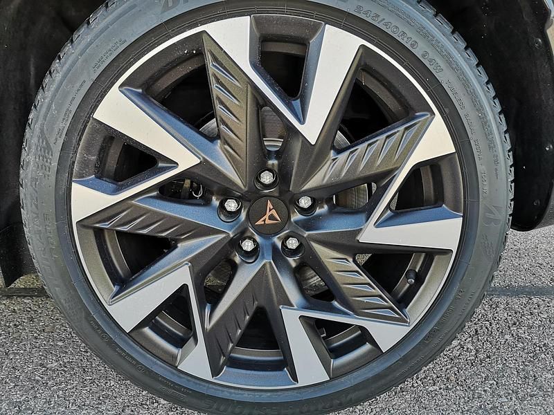 Neu Cupra Formentor 333 PS (244 kW) 2025 Graphenegrau SUV