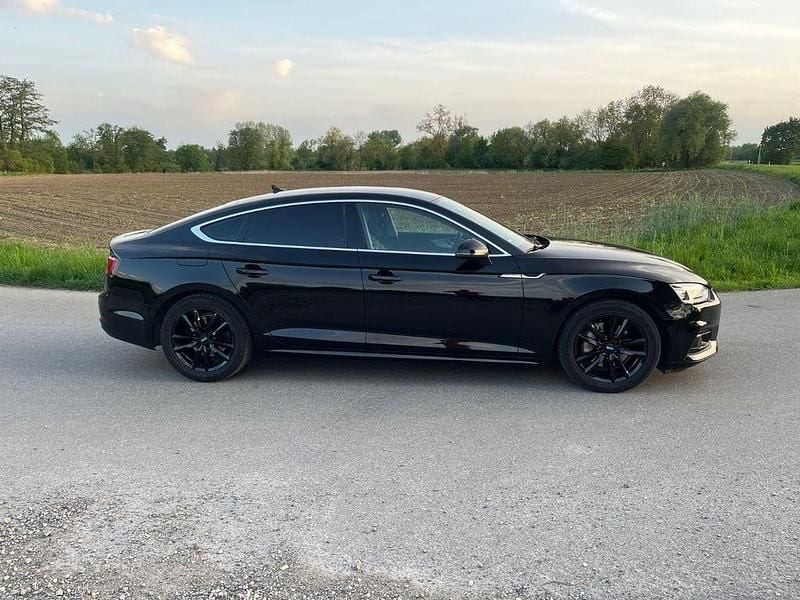 Gebraucht Audi A5 Sportback 190 PS (139 kW) 2019 Schwarz Kleinwagen