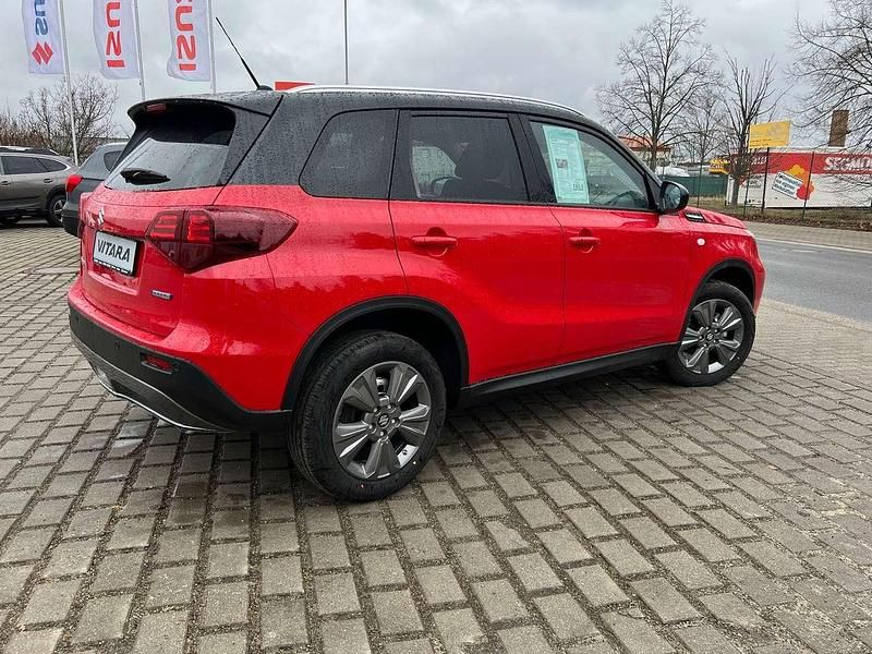 Neu Suzuki Vitara Comfort 110 PS (80 kW) 2026 Bright red / cosmic black SUV