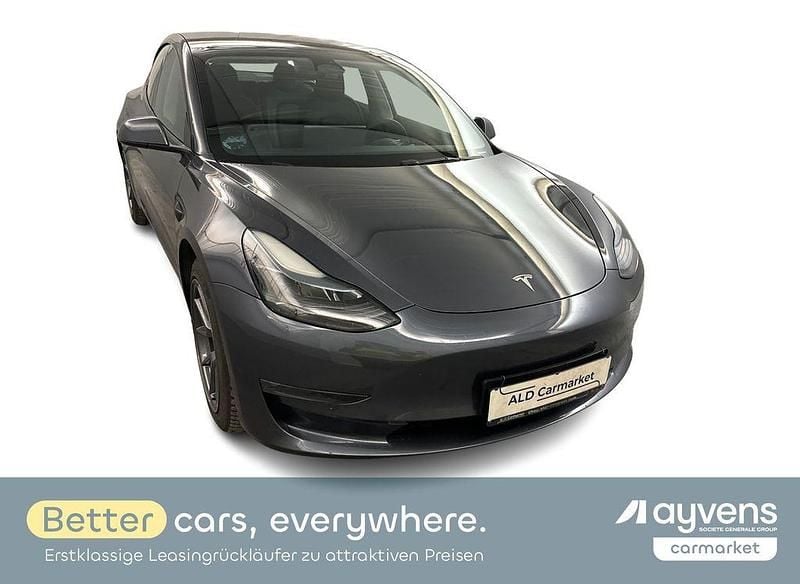 Grau Gebraucht 2022 Tesla Model 3 Long Range RWD Limousine | 29.980 € (Fairer Preis) - Bild 1/4