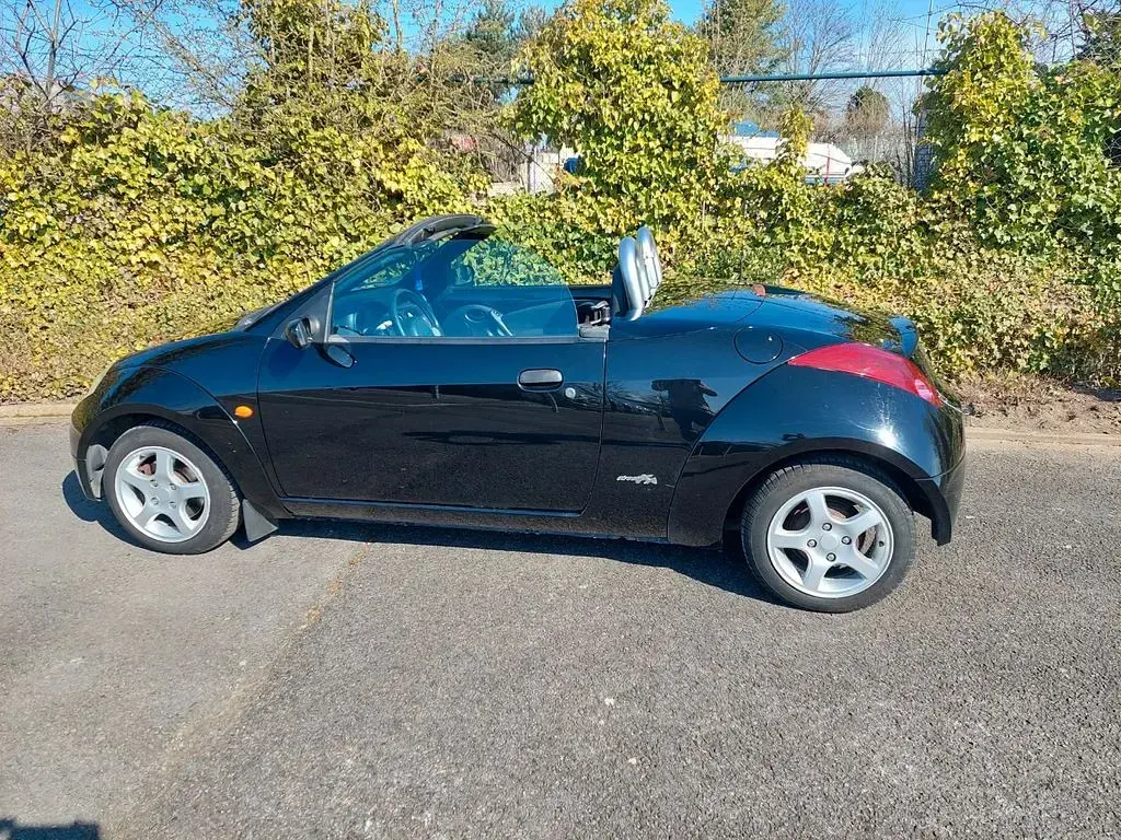 Gebraucht Ford StreetKa 95 PS (69 kW) 2004 Schwarz Cabrio