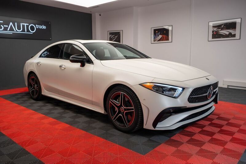 Weiß Gebraucht 2023 Mercedes CLS450 AMG Limousine | 73.990 € - Bild 1/4