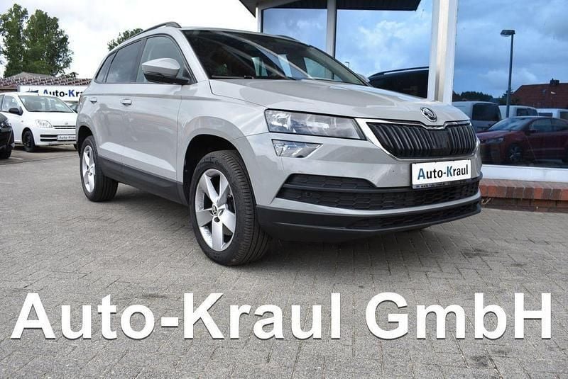 Stahlgrau uni Gebraucht 2021 Skoda Karoq Ambition SUV | 22.949 € (Superpreis) - Bild 1/4