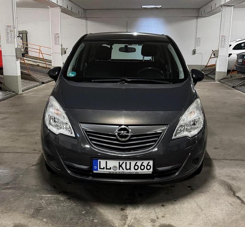 Gebraucht Opel Meriva Design Edition 120 PS (88 kW) 2013 Grau Van / Kleinbus