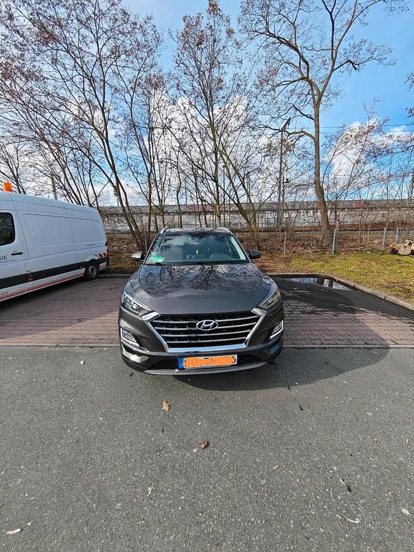 Gebraucht Hyundai Tucson 136 PS (100 kW) 2019 Grau SUV