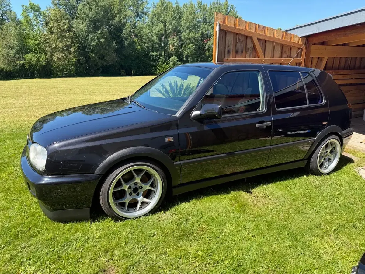 Gebraucht VW Golf III Edition 201 PS (147 kW) 1994 Schwarz Limousine