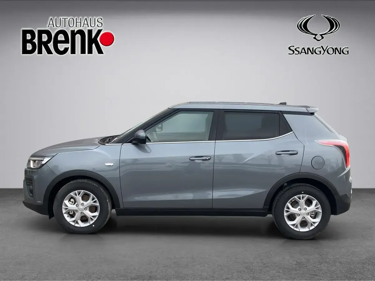 Gebraucht SsangYong Tivoli 163 PS (119 kW) 2025 Ada platinum grey