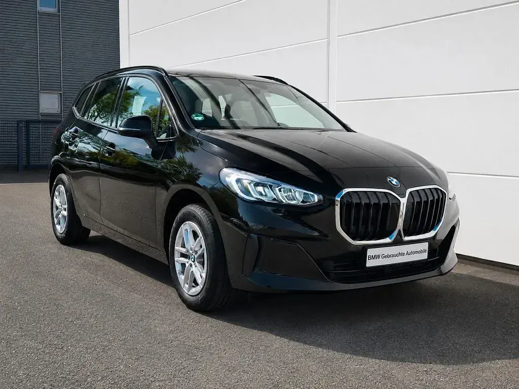 Gebraucht BMW 216 Active Tourer 122 PS (89 kW) 2025 Schwarz Van / Kleinbus