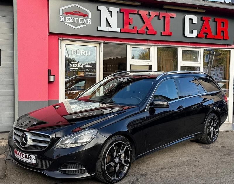 Schwarz Gebraucht 2015 Mercedes E400 Avantgarde Kombi | 9.450 € (Superpreis) - Bild 1/4