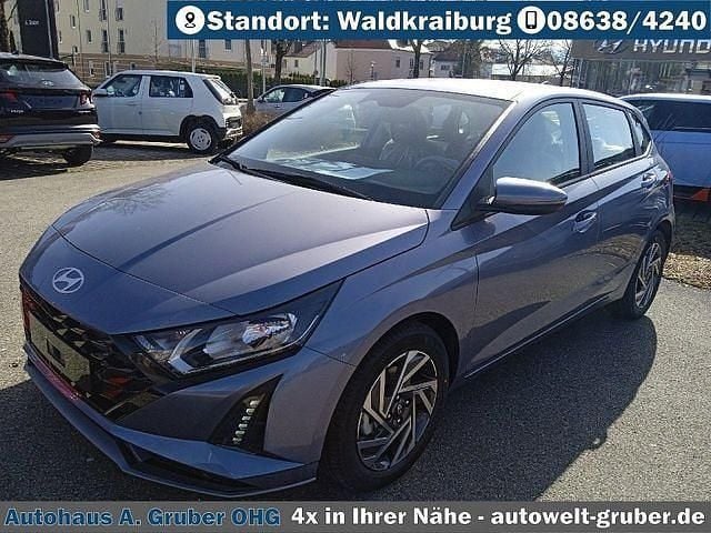 Gebraucht Hyundai i20 Trend 101 PS (74 kW) 2025 Kleinwagen