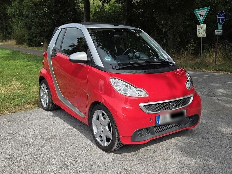 Gebraucht Smart ForTwo Cabrio Brabus 84 PS (61 kW) 2012 Rot Cabrio