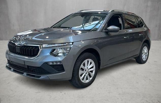 Grau metallic Gebraucht 2024 Skoda Kamiq Selection SUV | 25.850 € (Teuer) - Bild 1/4