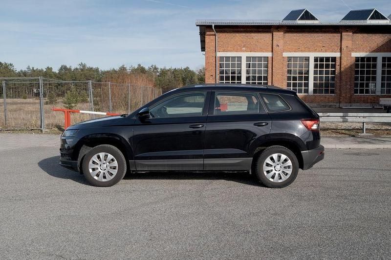 Gebraucht Skoda Karoq Active 116 PS (85 kW) 2019 Schwarz SUV