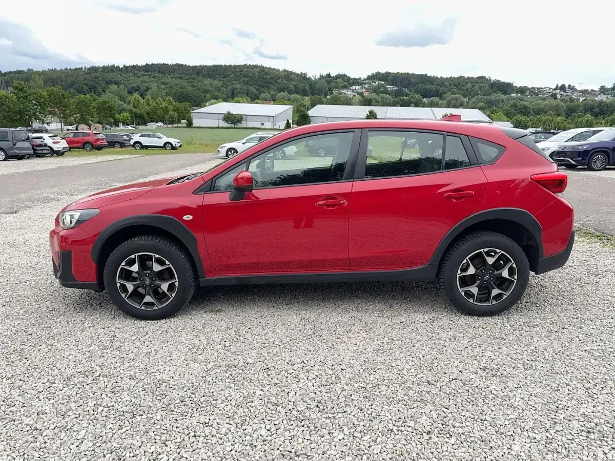 Gebraucht Subaru XV 114 PS (83 kW) 2019 Pure red SUV