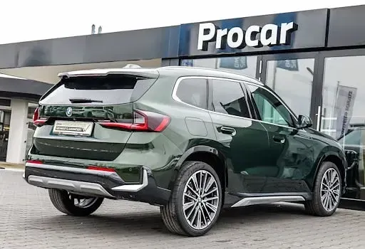 Gebraucht BMW X3 Comfort Edition 197 PS (144 kW) 2025 Grün SUV