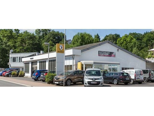 Silber Gebraucht 2015 Ford Focus Trend Kombi | 8.490 € (Fairer Preis) - Bild 1/1