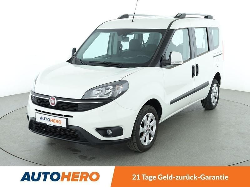 Weiß Gebraucht 2019 Fiat Doblò Lounge Van / Kleinbus | 15.520 € (Teuer) - Bild 1/3