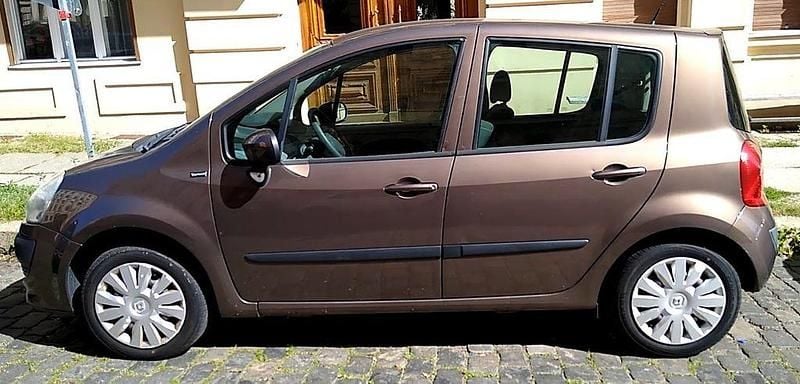 Braun Gebraucht 2012 Renault Modus Van / Kleinbus | 2.500 € (Fairer Preis) - Bild 1/4