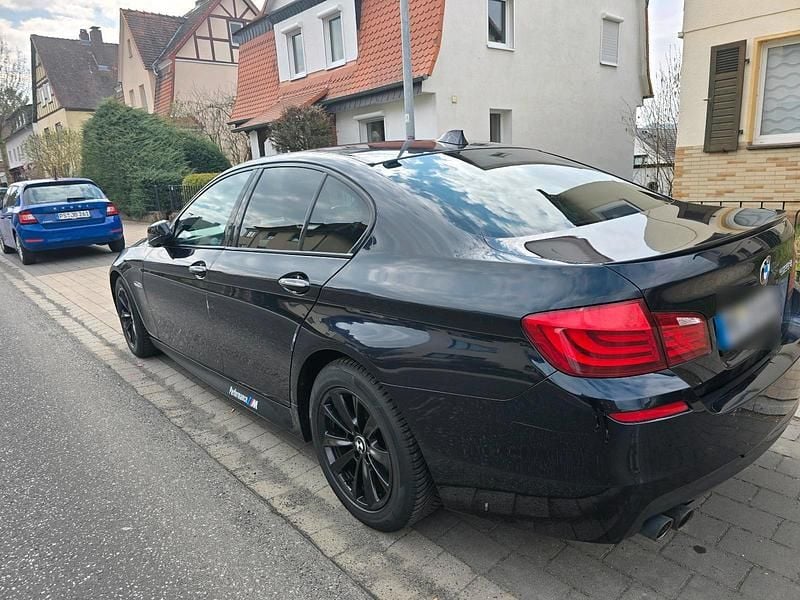 Gebraucht BMW 525 204 PS (150 kW) 2025 Schwarz Limousine