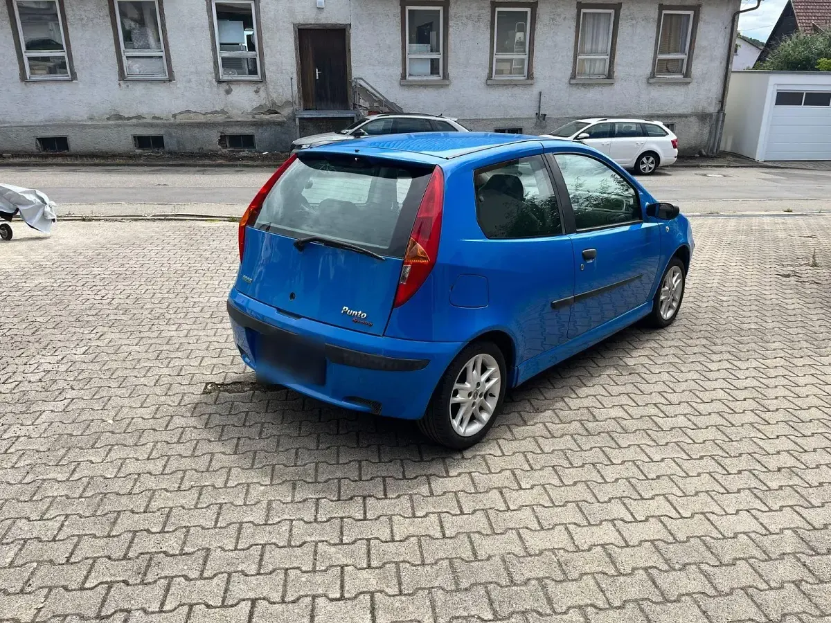 Gebraucht Fiat Punto 80 PS (58 kW) 2002 Blau Kleinwagen
