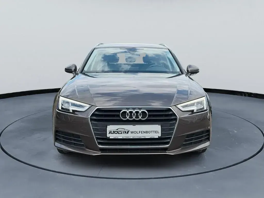 Gebraucht Audi A4 Sport 150 PS (110 kW) 2019 Braun Kombi