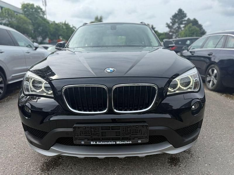 Schwarz Gebraucht 2014 BMW X1 Advantage SUV | 11.950 € (Fairer Preis) - Bild 1/4