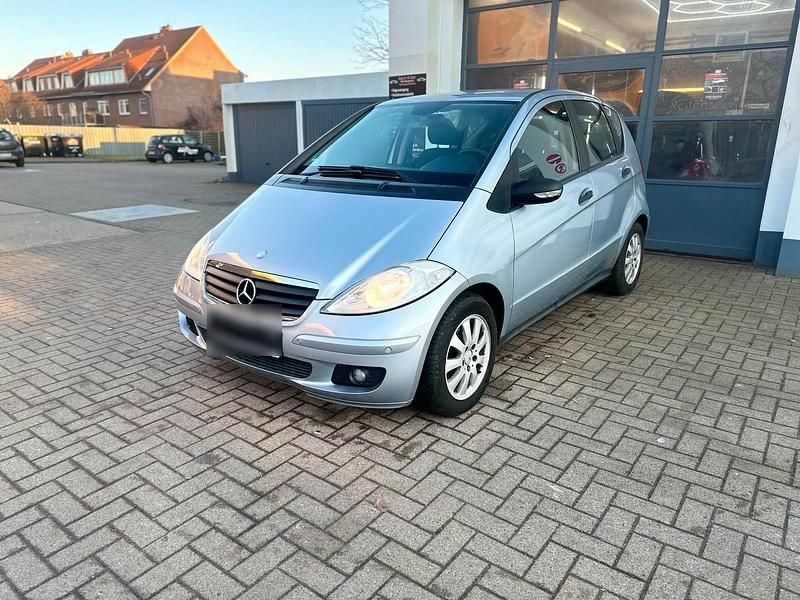 Andere farben Gebraucht 2006 Mercedes A160 Limousine | 1.849 € - Bild 1/4