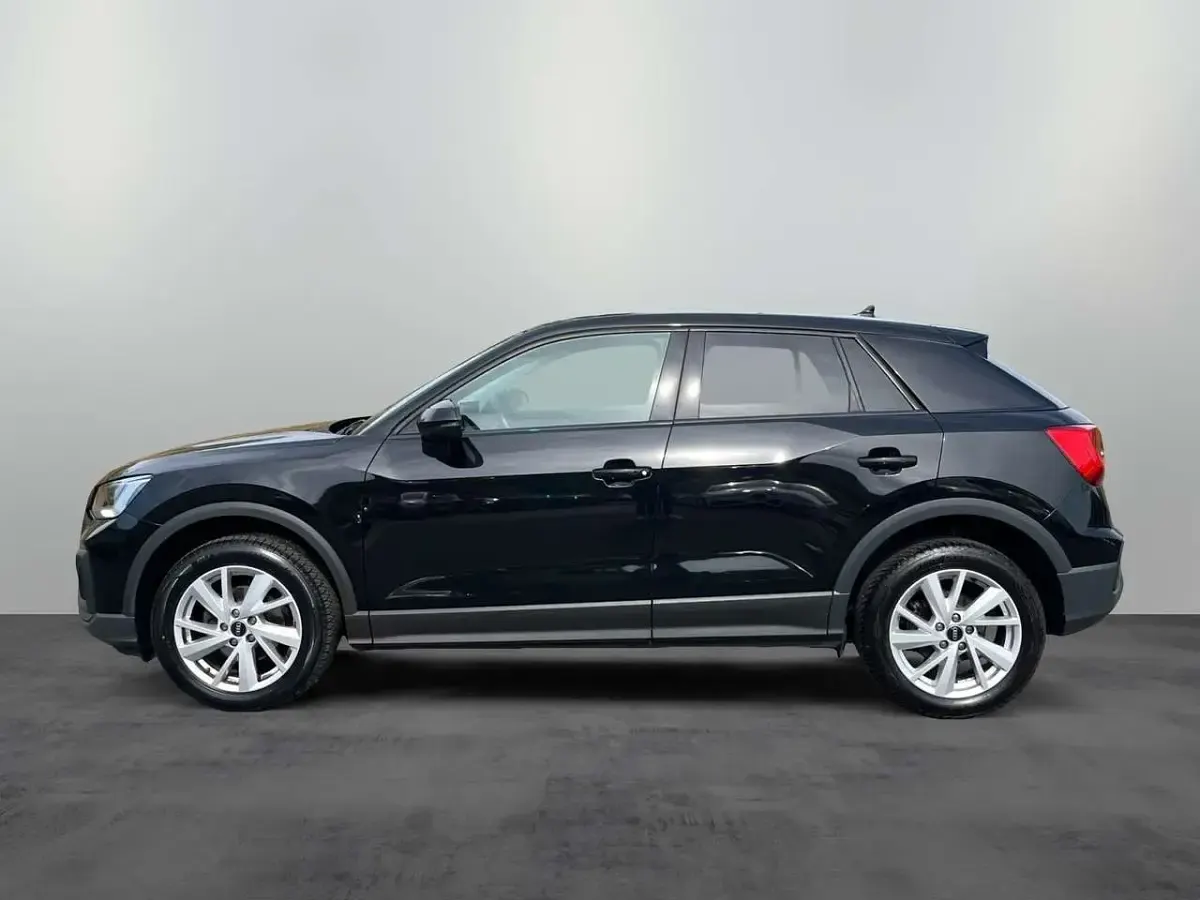 Gebraucht Audi Q2 Advanced 150 PS (110 kW) 2022 Mythosschwarz metallic SUV
