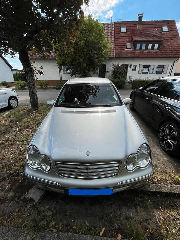 Gebraucht Mercedes C200 163 PS (119 kW) 2004 Limousine