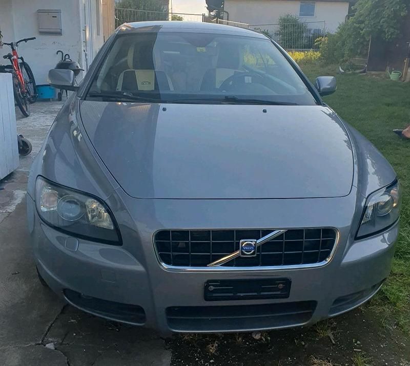 Grau Gebraucht 2007 Volvo C70 Cabrio | 1.800 € (Superpreis) - Bild 1/4