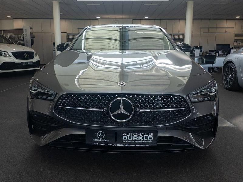 Gebraucht Mercedes CLA200 AMG 163 PS (119 kW) 2024 Grau Coupé