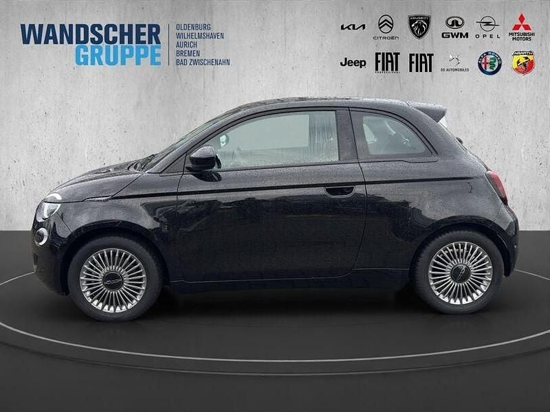 Gebraucht Fiat 500e Basis 86 kW (118 PS) 2023 Schwarzschwarz Kleinwagen