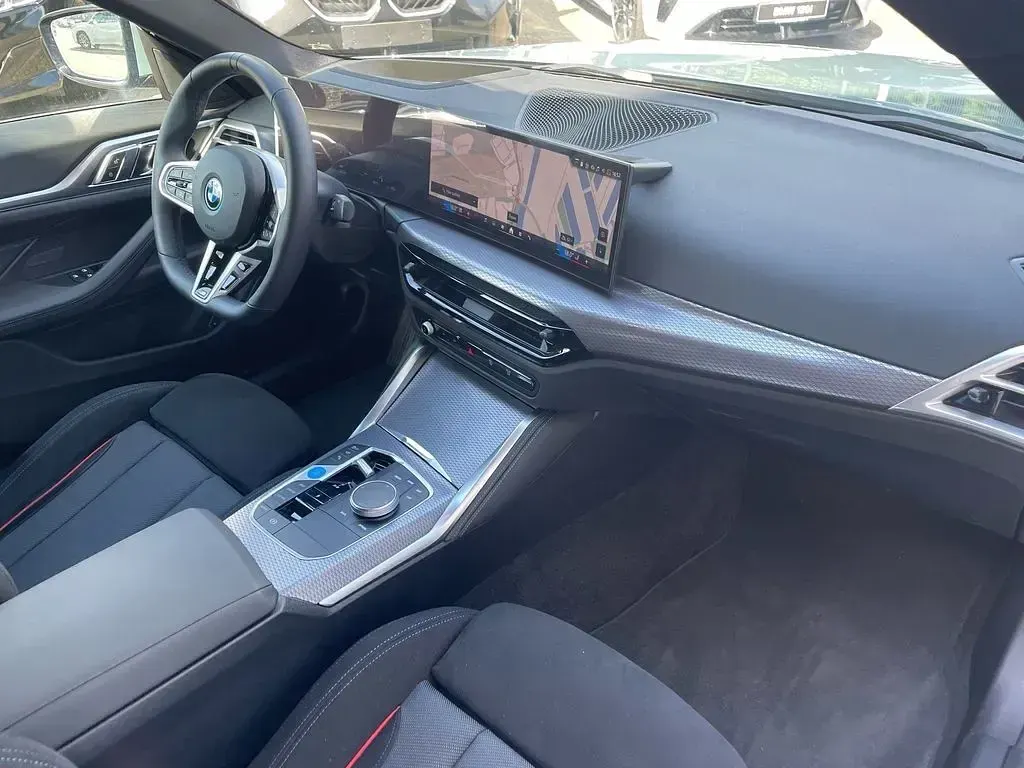 Gebraucht BMW i4 Comfort Edition 294 kW (401 PS) 2025 Cape york grün Limousine