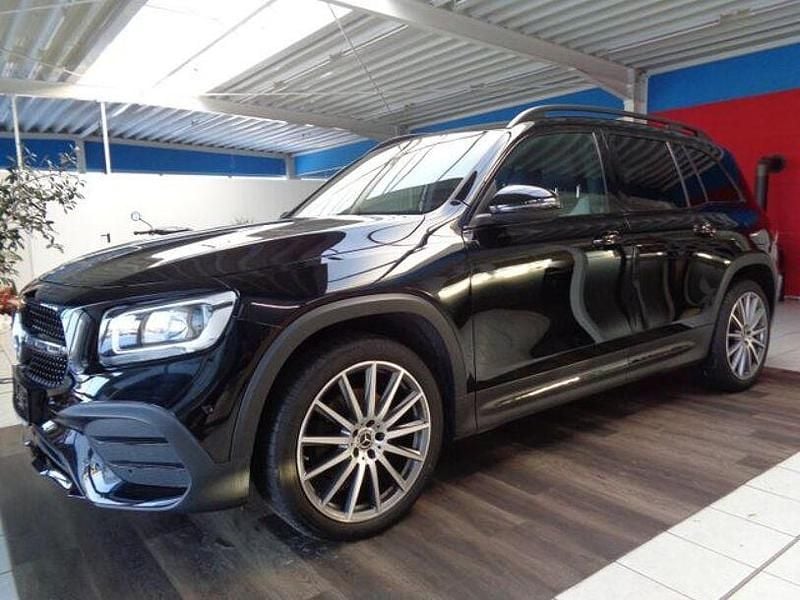 Gebraucht Mercedes GLB200 AMG line 150 PS (110 kW) 2022 Schwarz SUV