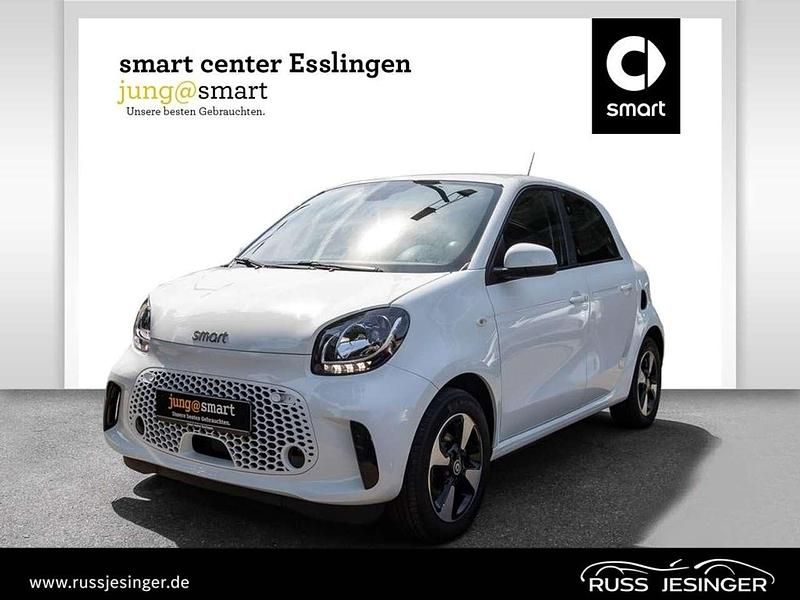 Weiß Gebraucht 2022 Smart ForFour Electric Drive Passion Limousine | 10.480 € (Fairer Preis) - Bild 1/3