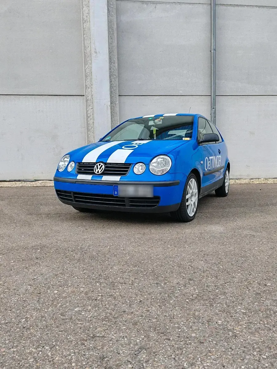 Gebraucht VW Polo 64 PS (47 kW) 2002 Blau Kleinwagen