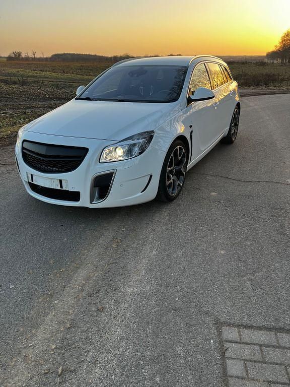 Gebraucht Opel Insignia OPC 325 PS (239 kW) 2009 Weiß Kombi