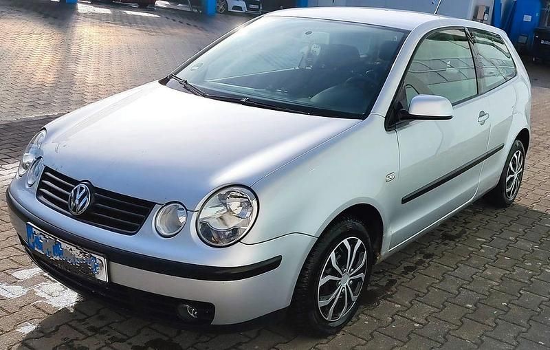 Gebraucht VW Polo Basis 75 PS (55 kW) 2003 Grau Limousine