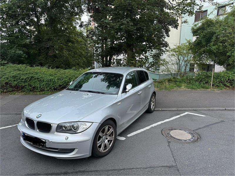 Gebraucht BMW 118 143 PS (105 kW) 2007 Grau Kleinwagen