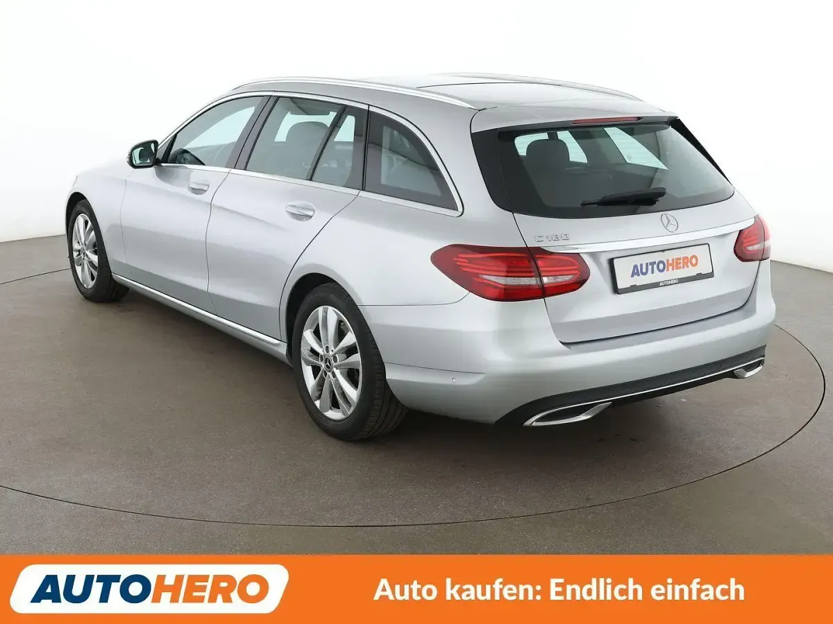 Gebraucht Mercedes C180 Avantgarde 156 PS (114 kW) 2019 Grau Kombi